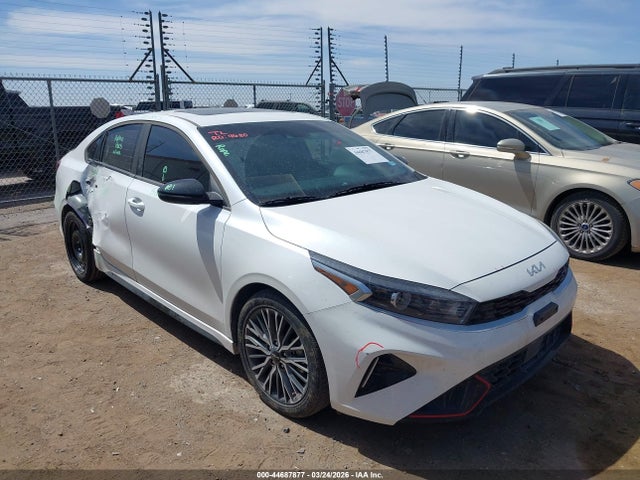 Salvage Kia Forte Image