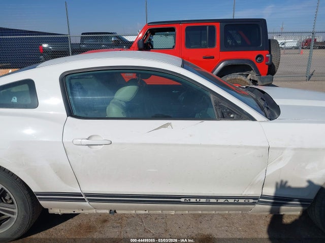 Ford Mustang V6 Premium