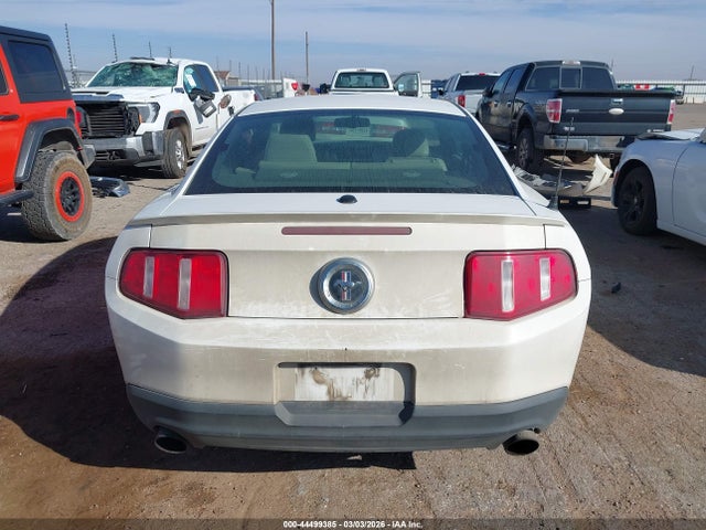 Ford Mustang V6 Premium