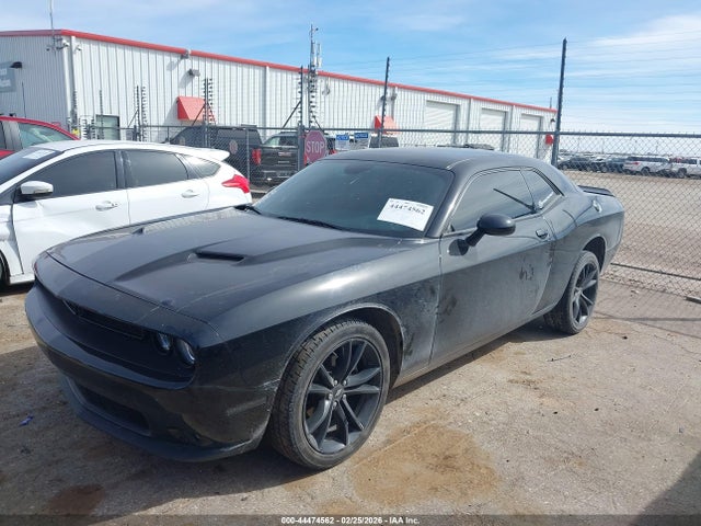 Dodge Challenger Sxt