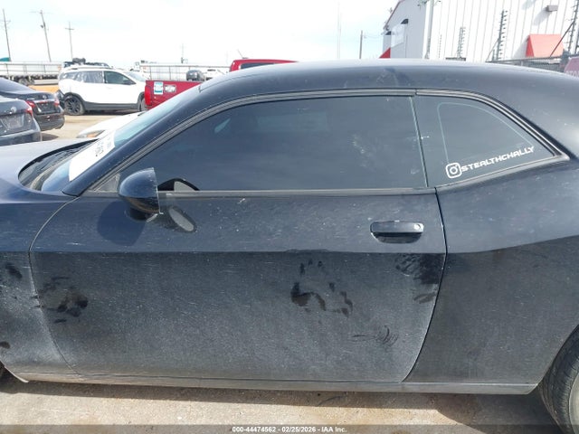 Dodge Challenger Sxt