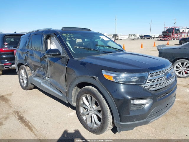 Salvage Ford Explorer Image