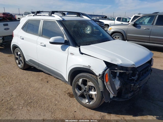Salvage Hyundai VENUE Image