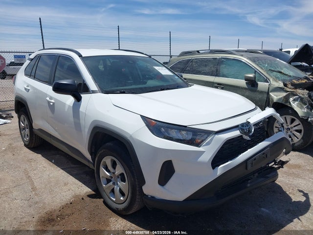 Salvage Toyota RAV4 Image