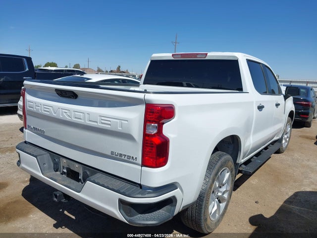 Chevrolet Silverado 1500 2wd  Short Bed Custom