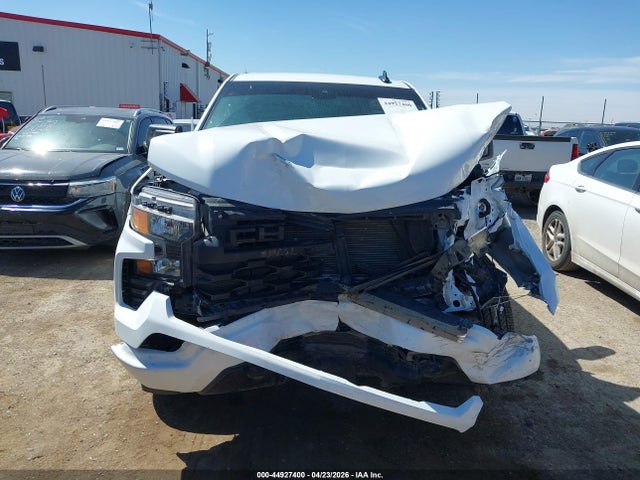 Chevrolet Silverado 1500 2wd  Short Bed Custom
