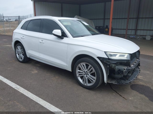 Salvage Audi Q5 Image