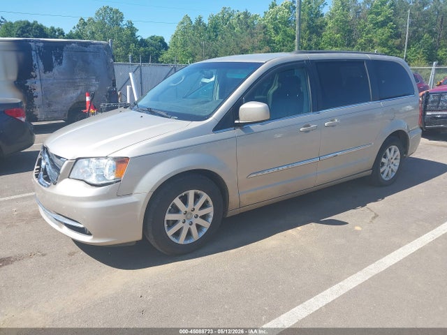 Chrysler Town & Country Touring