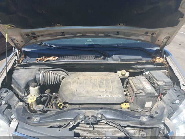 Chrysler Town & Country Touring