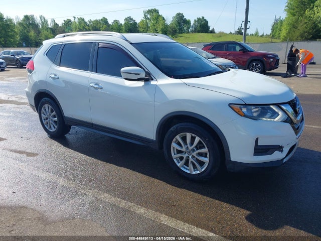 Salvage Nissan Rogue Image