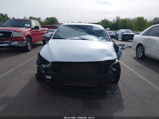 Hyundai ELANTRA Value Edition