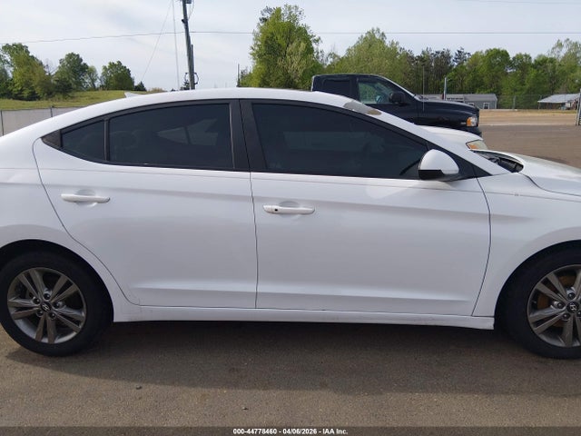 Hyundai ELANTRA Value Edition
