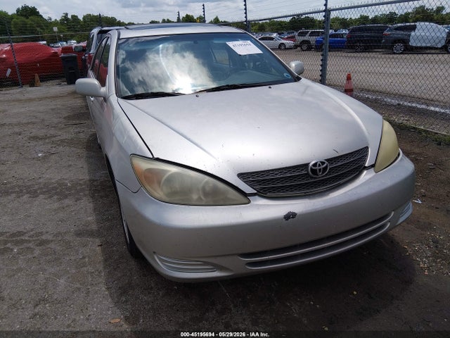 Toyota Camry Le