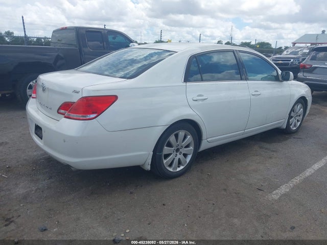 Toyota Avalon Xls