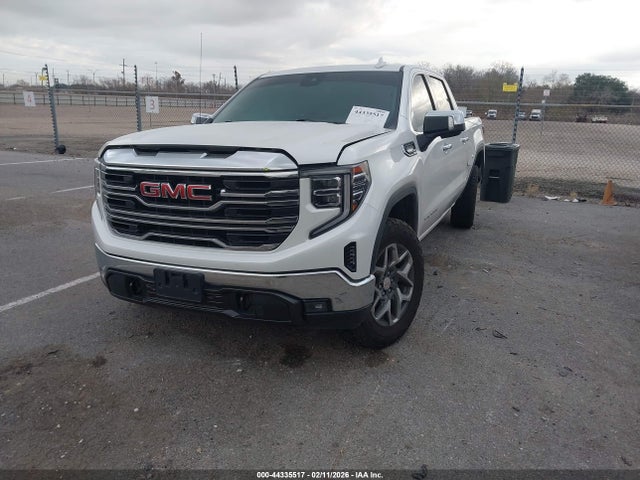 GMC Sierra 1500 4wd  Short Box Slt