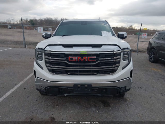 GMC Sierra 1500 4wd  Short Box Slt