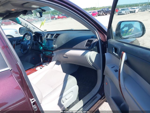 Toyota Highlander Limited V6