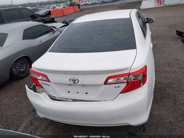 Toyota Camry Le