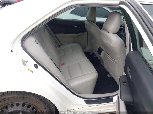 Toyota Camry Le