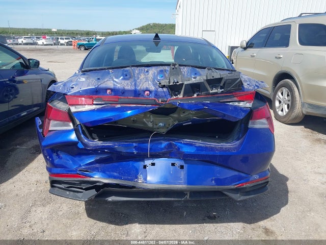 Hyundai ELANTRA Sel