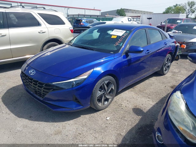 Hyundai ELANTRA Sel
