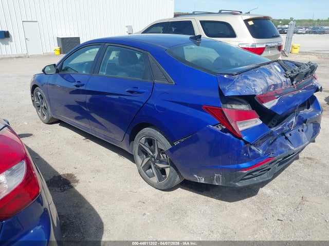 Hyundai ELANTRA Sel