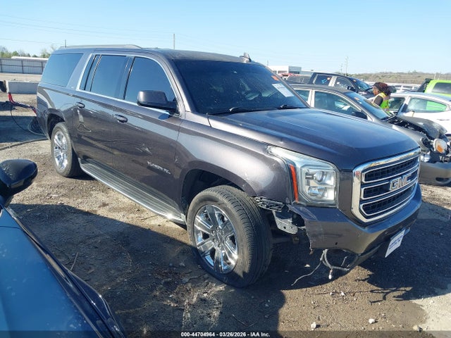 Salvage GMC Yukon Image