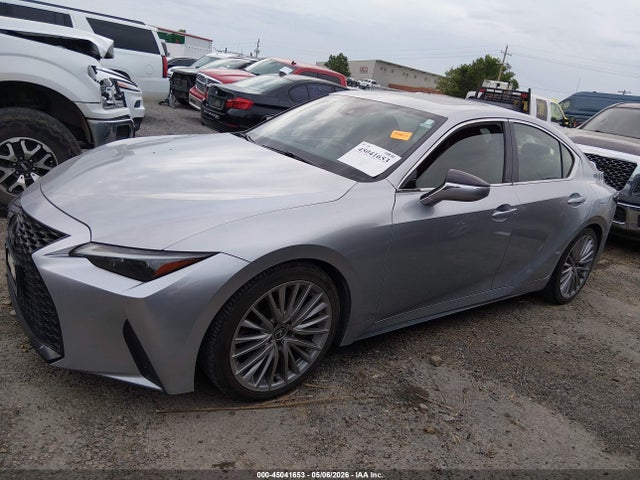 Lexus Is