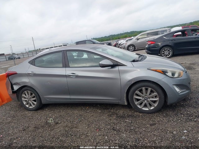 Hyundai ELANTRA Se