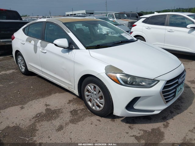 Salvage Hyundai ELANTRA Image