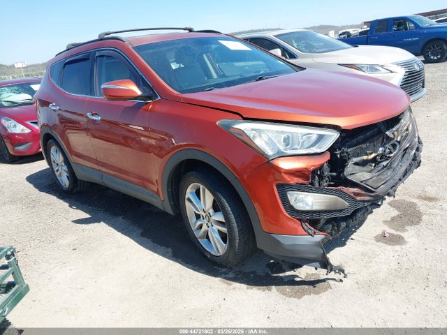 Salvage Hyundai SANTA FE Image