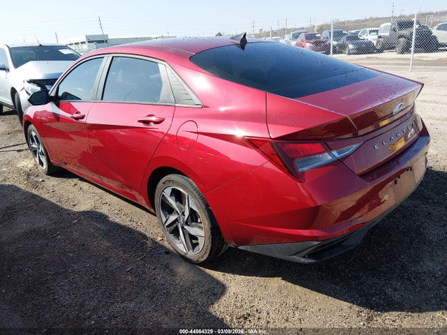 Hyundai ELANTRA Sel