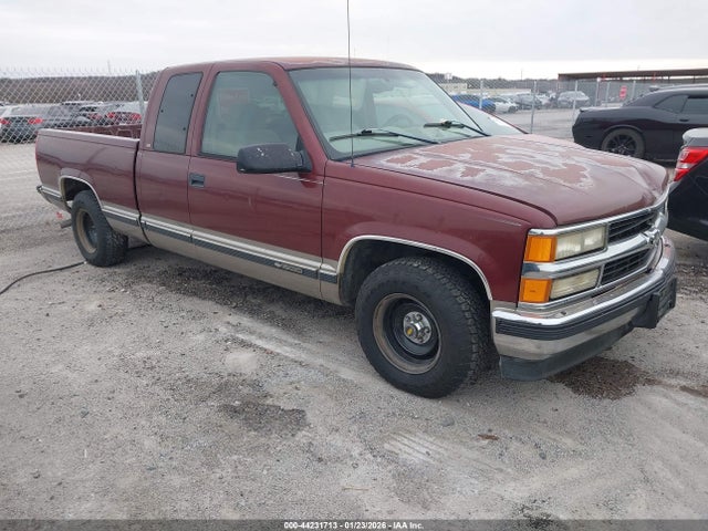 Salvage Chevrolet C1500 Image