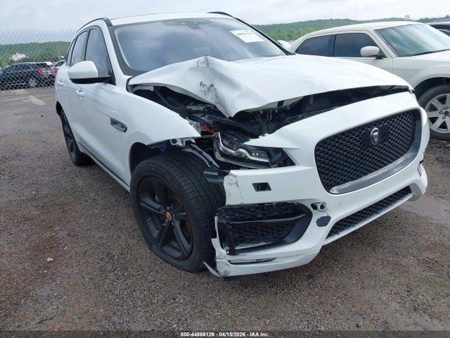 Salvage Jaguar F-PACE Image