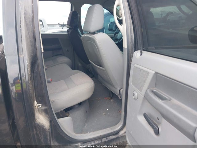 Dodge Ram 1500 Slt