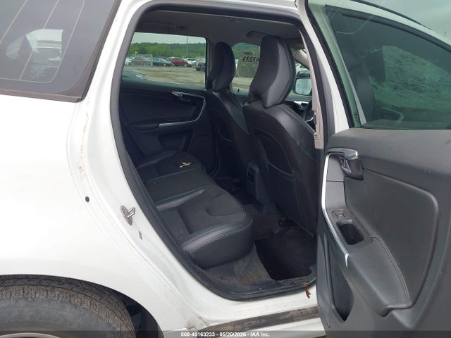 Volvo XC60 T5