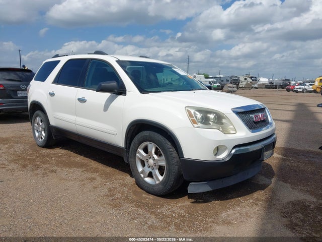 Salvage GMC Acadia Image