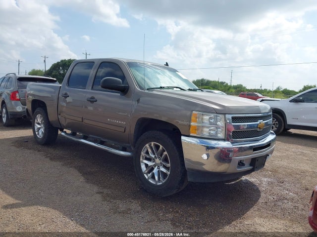 Salvage Chevrolet Silverado 1500 Image