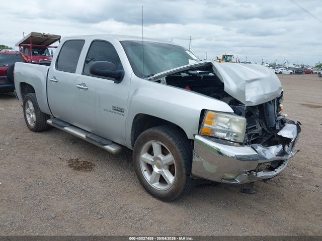 Salvage Chevrolet Silverado 1500 Image