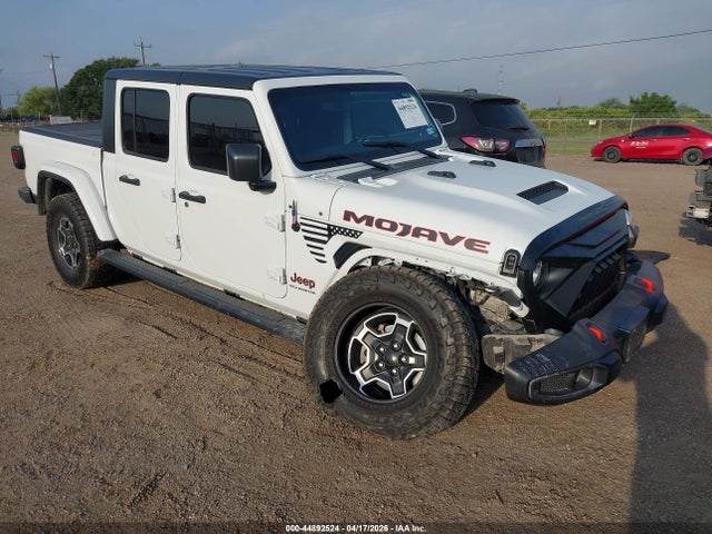 Salvage Jeep Gladiator Image