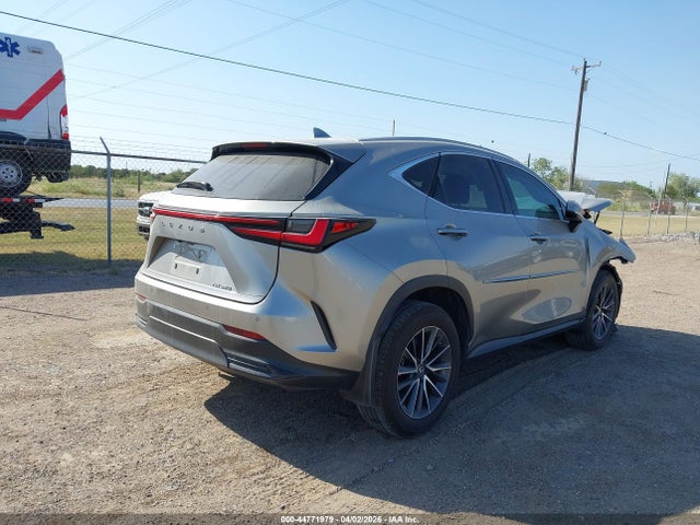 Lexus NX Premium