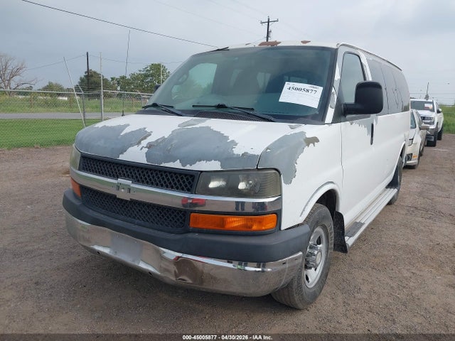 Chevrolet Express Lt