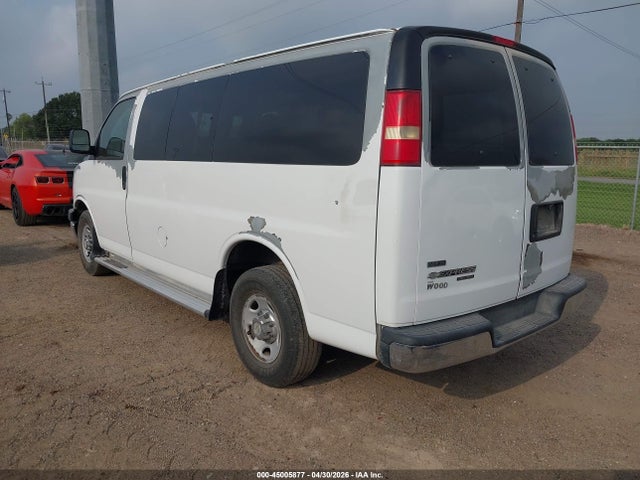 Chevrolet Express Lt