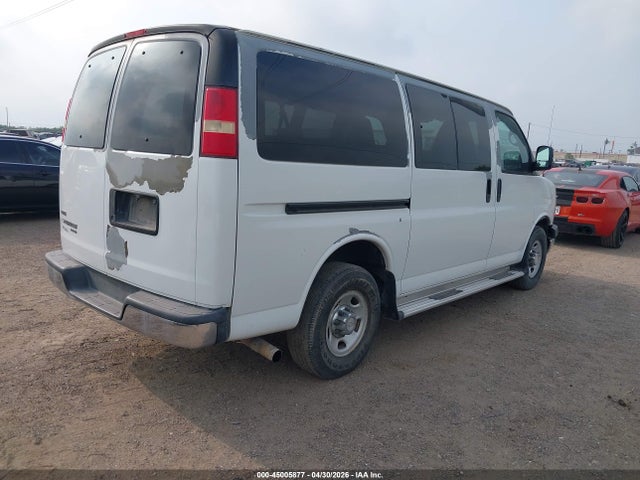 Chevrolet Express Lt