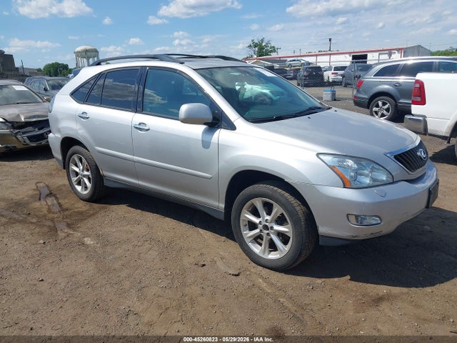 Salvage Lexus RX Image