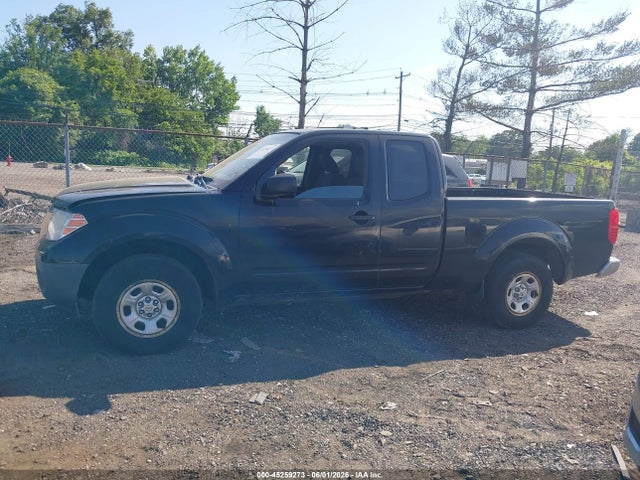 Nissan Frontier S