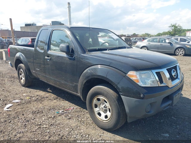 Nissan Frontier S