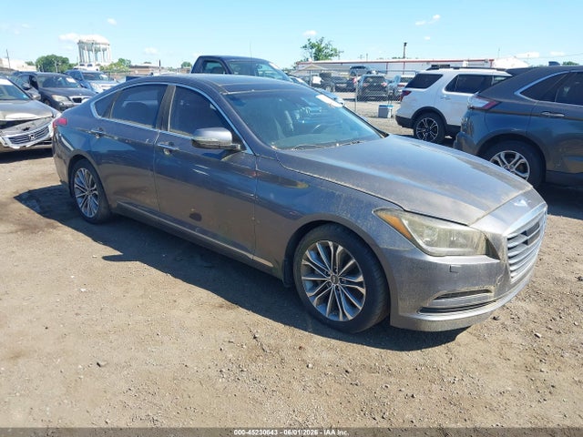 Salvage Hyundai Genesis Image