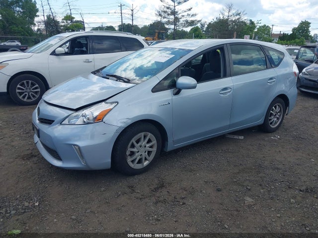 Toyota Prius v Three