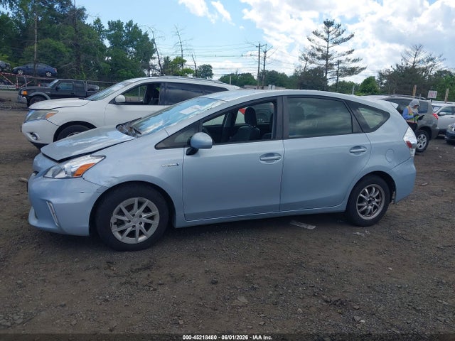 Toyota Prius v Three
